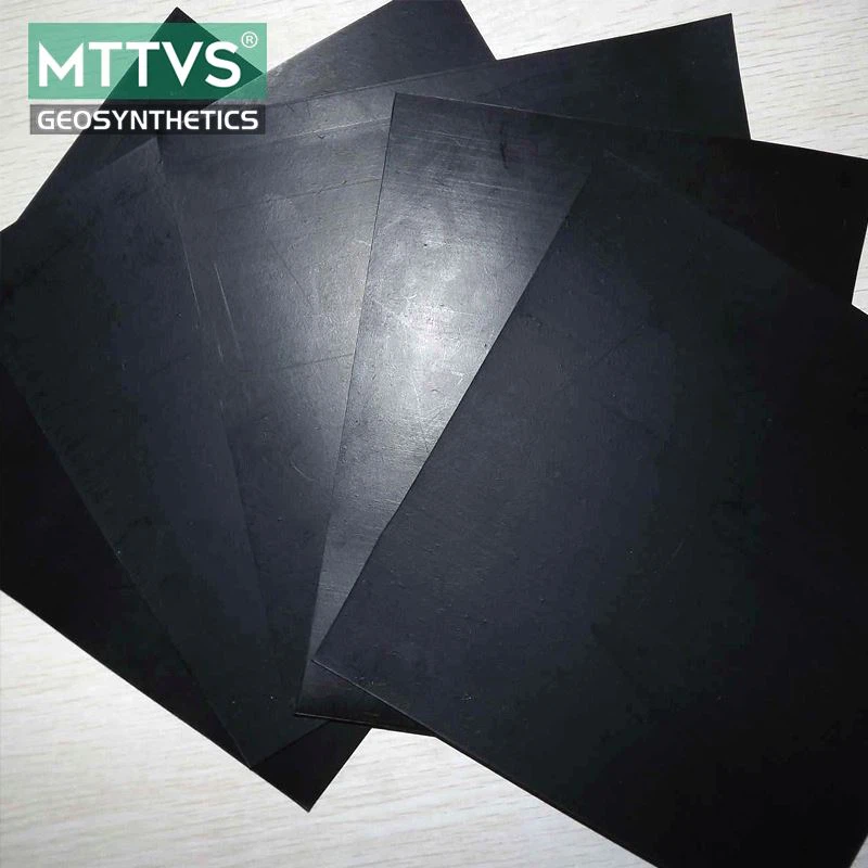 HDPE SMOOTH liner.png